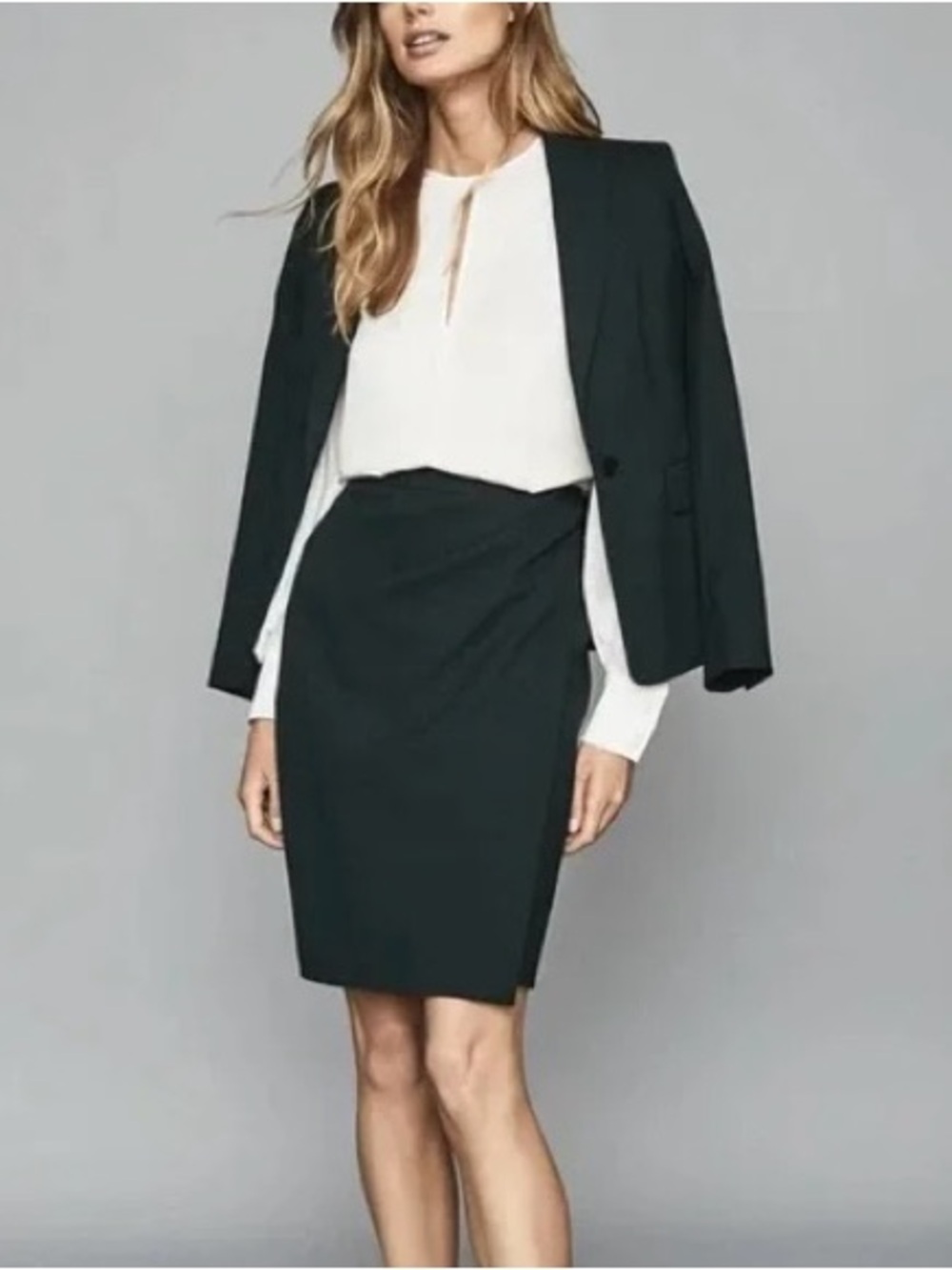 Reiss Ginnie Two-Piece Blazer and Skirt Set In Bottle Green